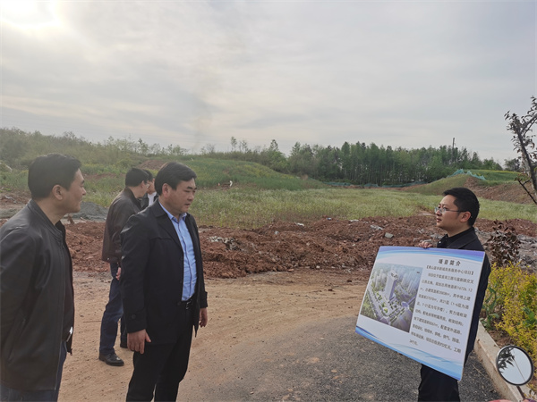 4月6日，吳縣長(cháng)調研富豐商務(wù)中心地塊.jpg