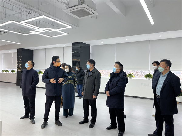 12月31日，詹縣帶隊赴浙江常?？苿?chuàng  )產(chǎn)業(yè)發(fā)展有限公司考察調研“飛地經(jīng)濟”，洪董、余總陪同調研1。.jpg